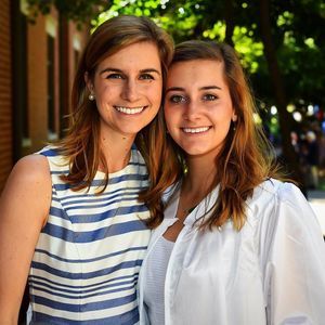 Meet your Posher, Viv